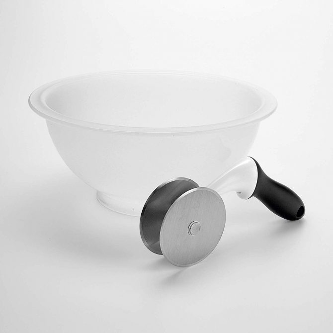 salad chopper and bowl