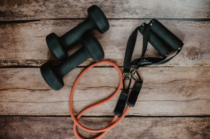 workout routine equipment, jumprope and weights